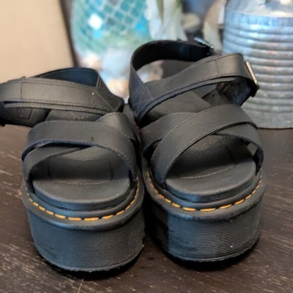 S9 DR MARTENS VOSS II QUAD SANDAL - Picture 5 of 6